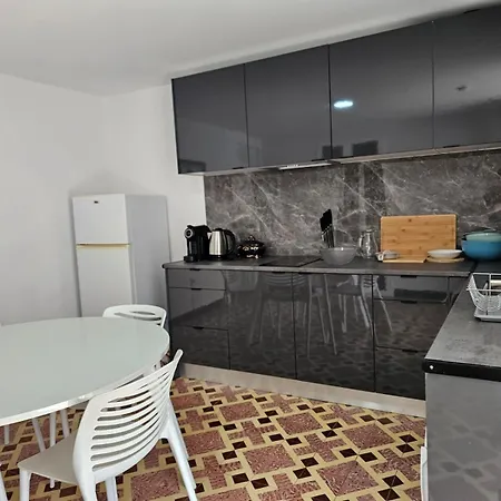 Apartment Rodrigues 2 By Rentallido *