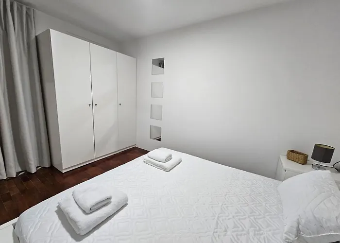 Rodrigues 2 By Rentallido